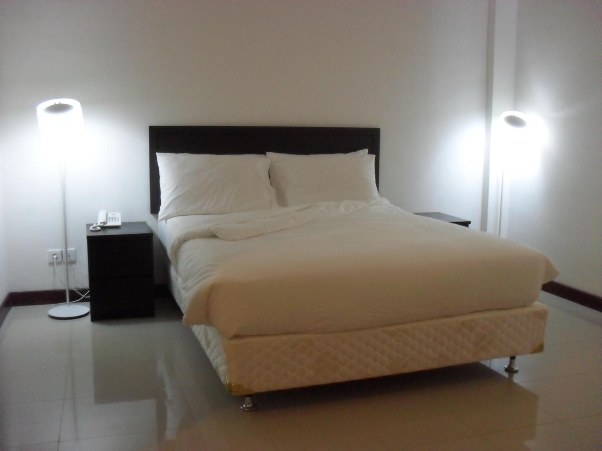 Hotel The Ramelau Дили Экстерьер фото