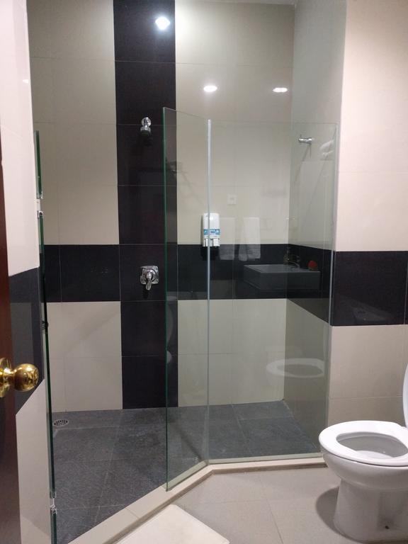 Hotel The Ramelau Дили Экстерьер фото